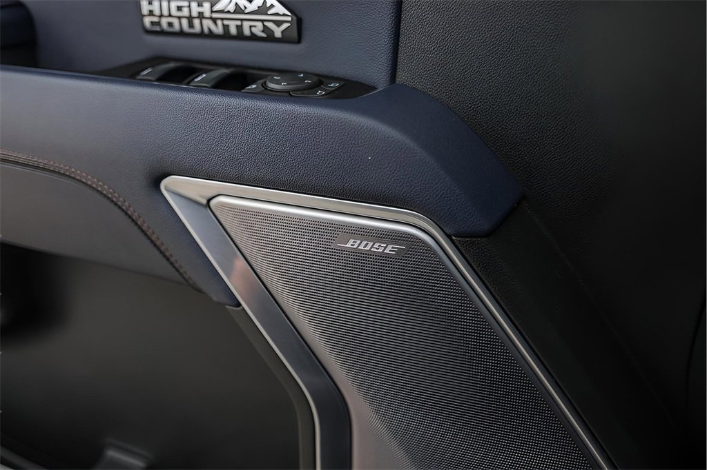 Certified 2023 Chevrolet Silverado 1500 High Country w/ Technology Package image 25