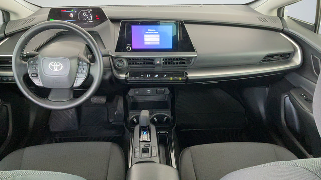 Used 2024 Toyota Prius LE FWD image 9