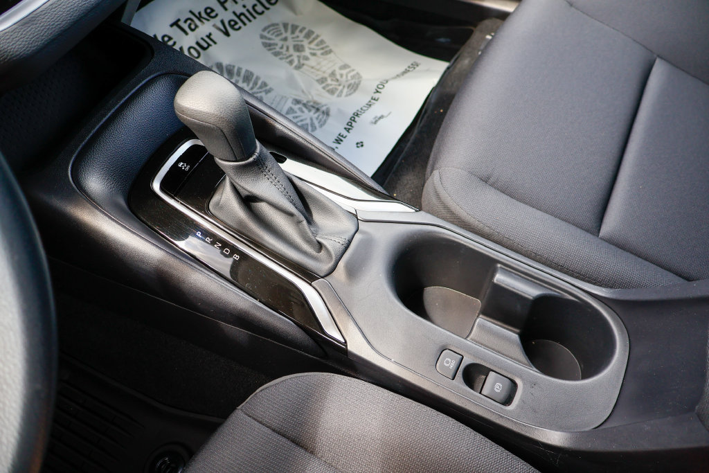 Used 2026 Toyota Corolla LE FWD image 17