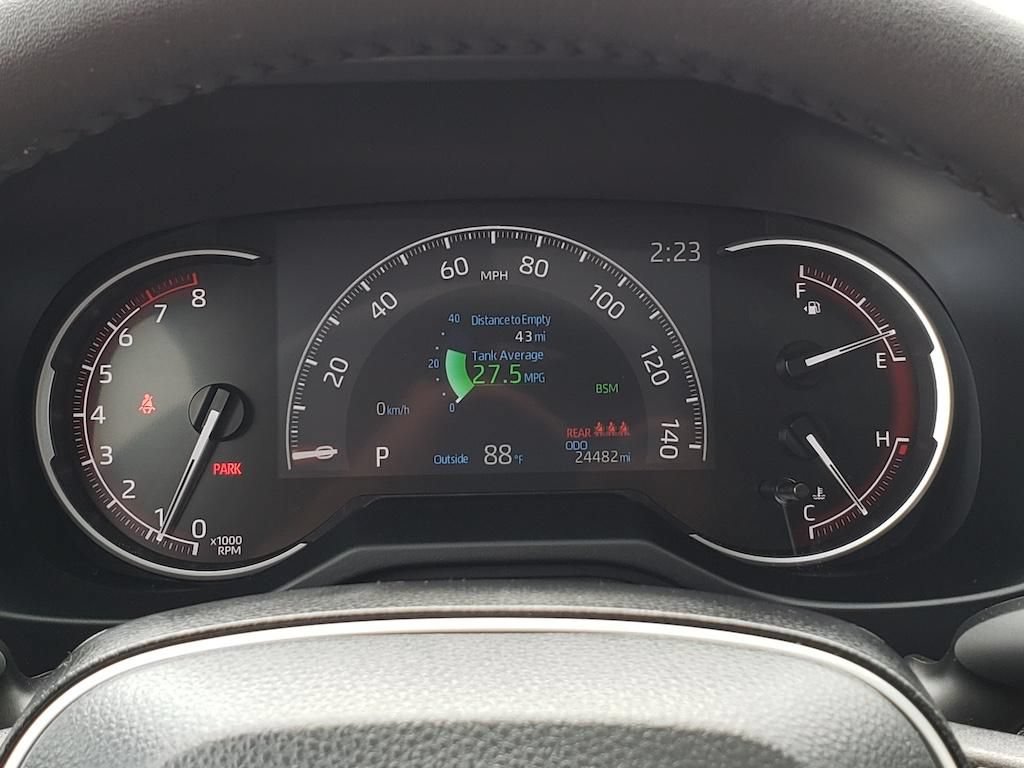 Used 2025 Toyota RAV4 XLE Premium w/ Weather Package AWD/4WD image 25