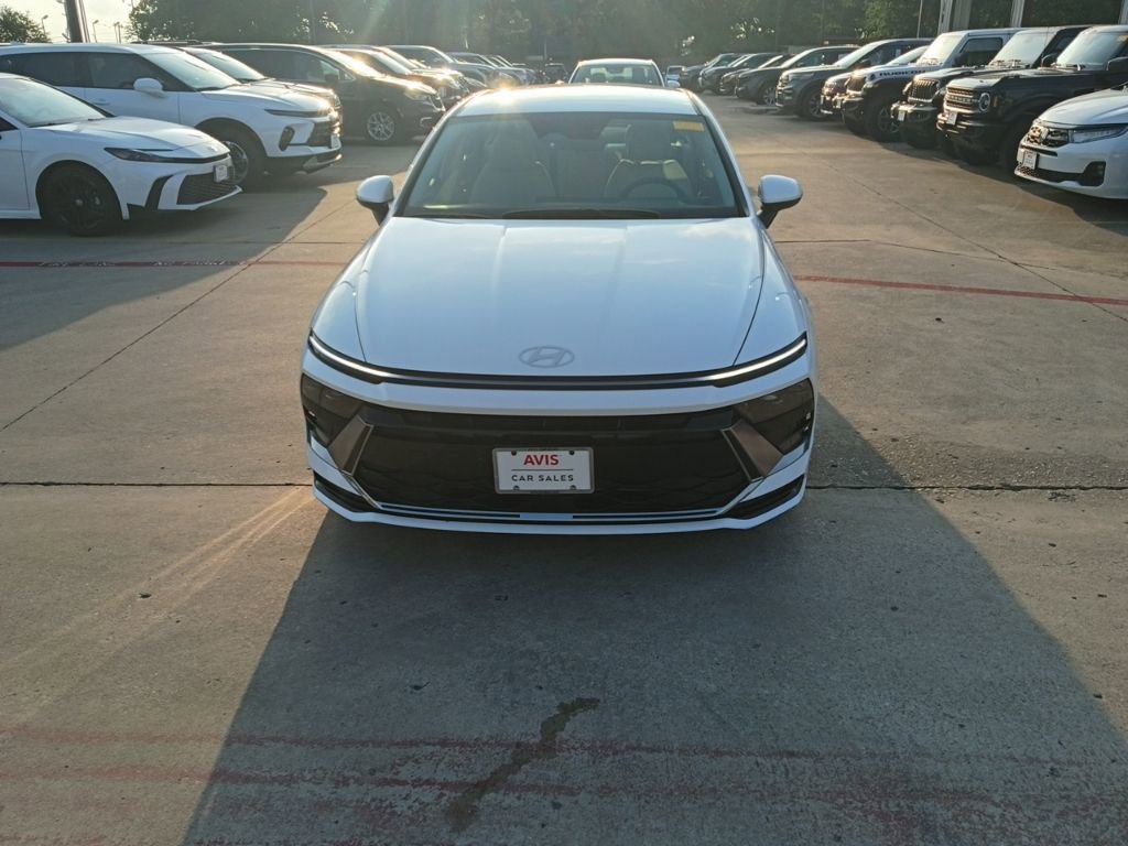 Used 2025 Hyundai Sonata SEL FWD image 5