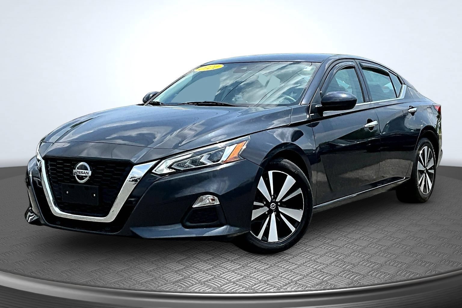 Used 2021 Nissan Altima 2.5 SV