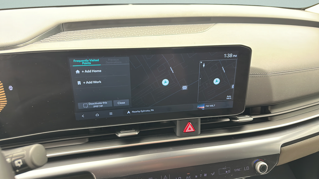 Used 2025 Kia Carnival FWD image 18