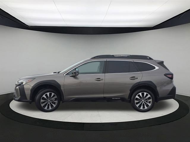 Certified 2023 Subaru Outback Limited image 4