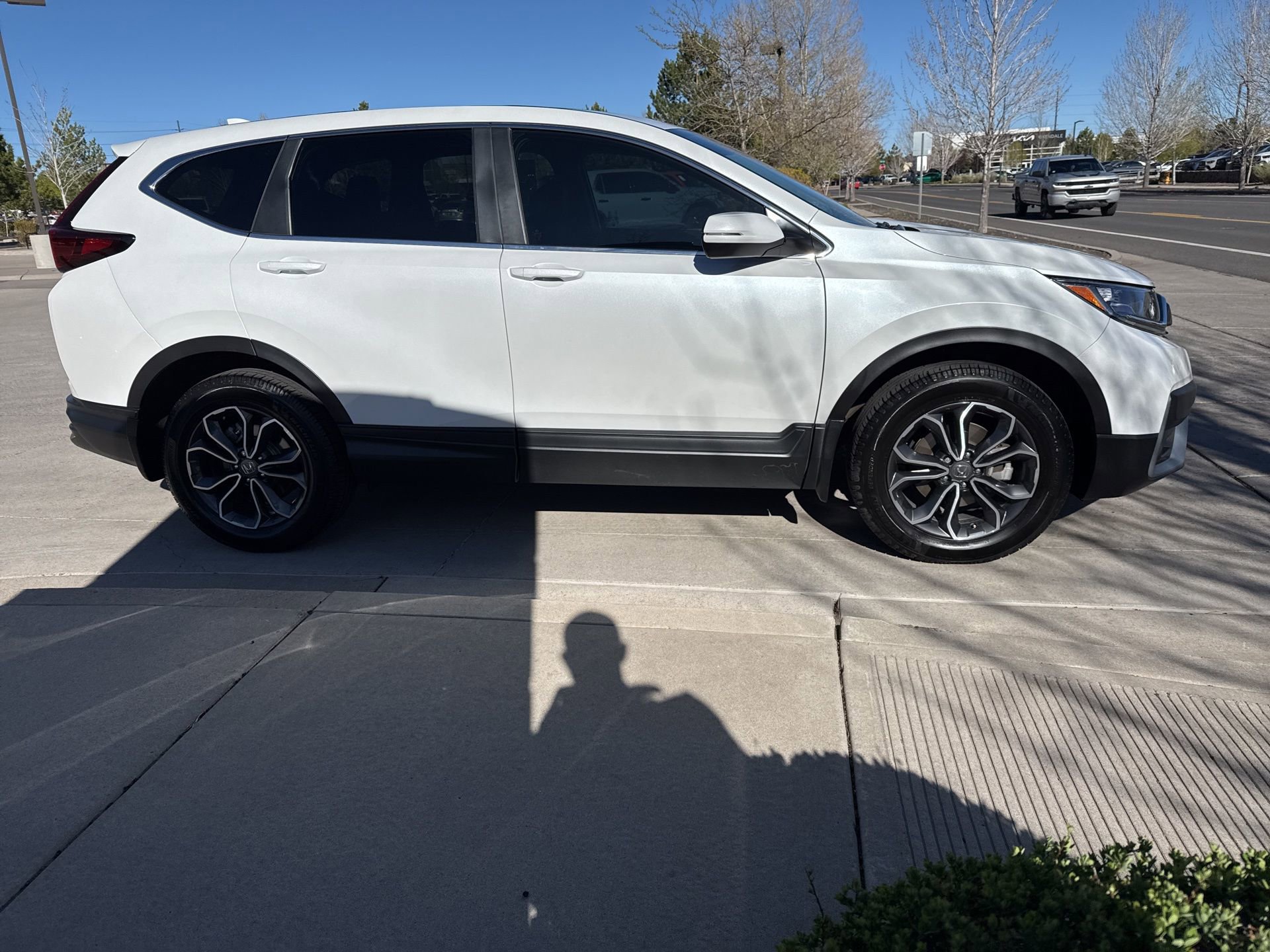 Used 2020 Honda CR-V EX-L image 4