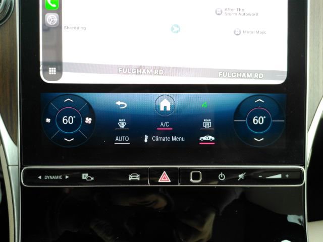 Used 2024 Mercedes-Benz GLC 300 image 44