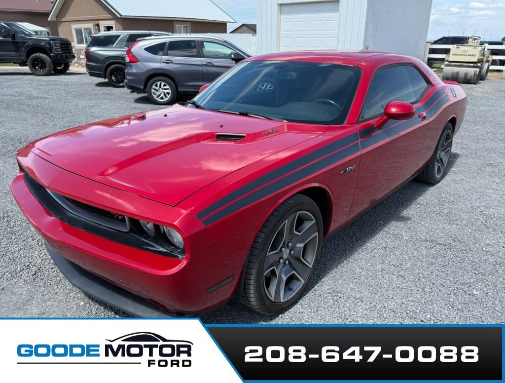 Used 2012 Dodge Challenger R/T RWD image 6