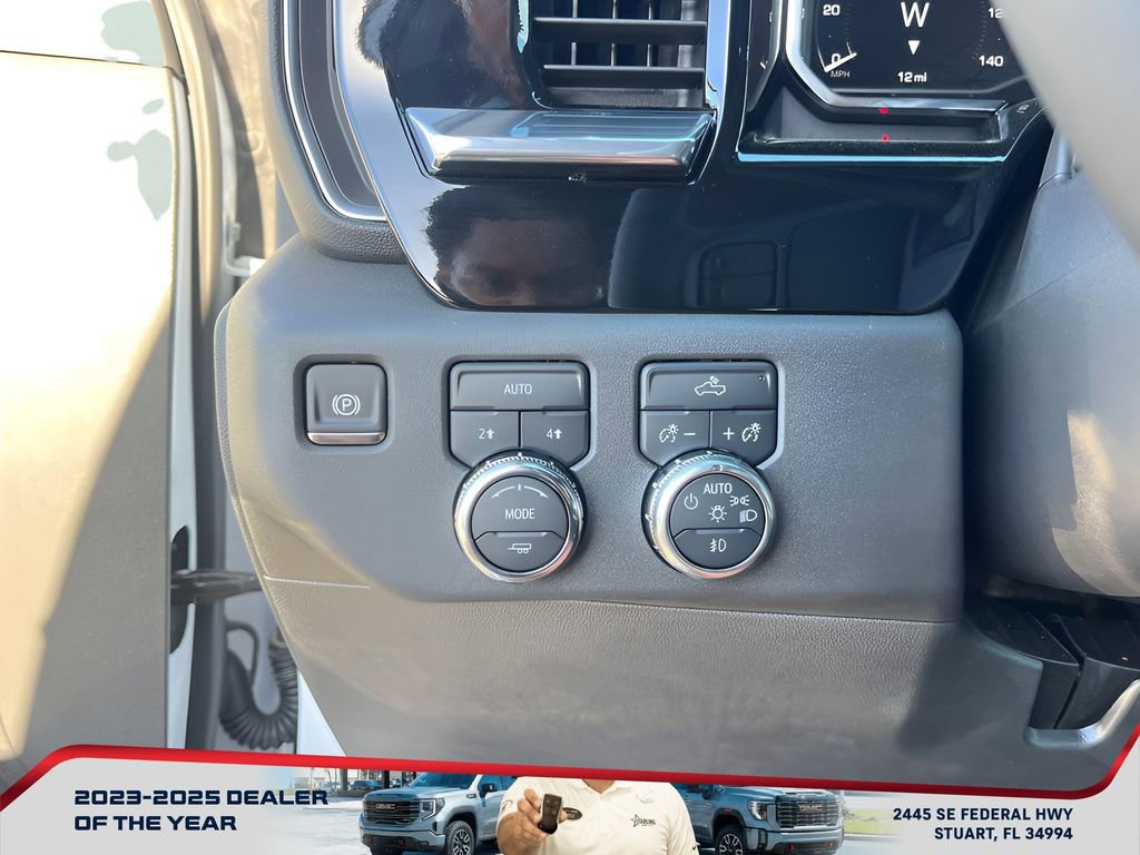 New 2025 GMC Sierra 1500 Elevation image 46