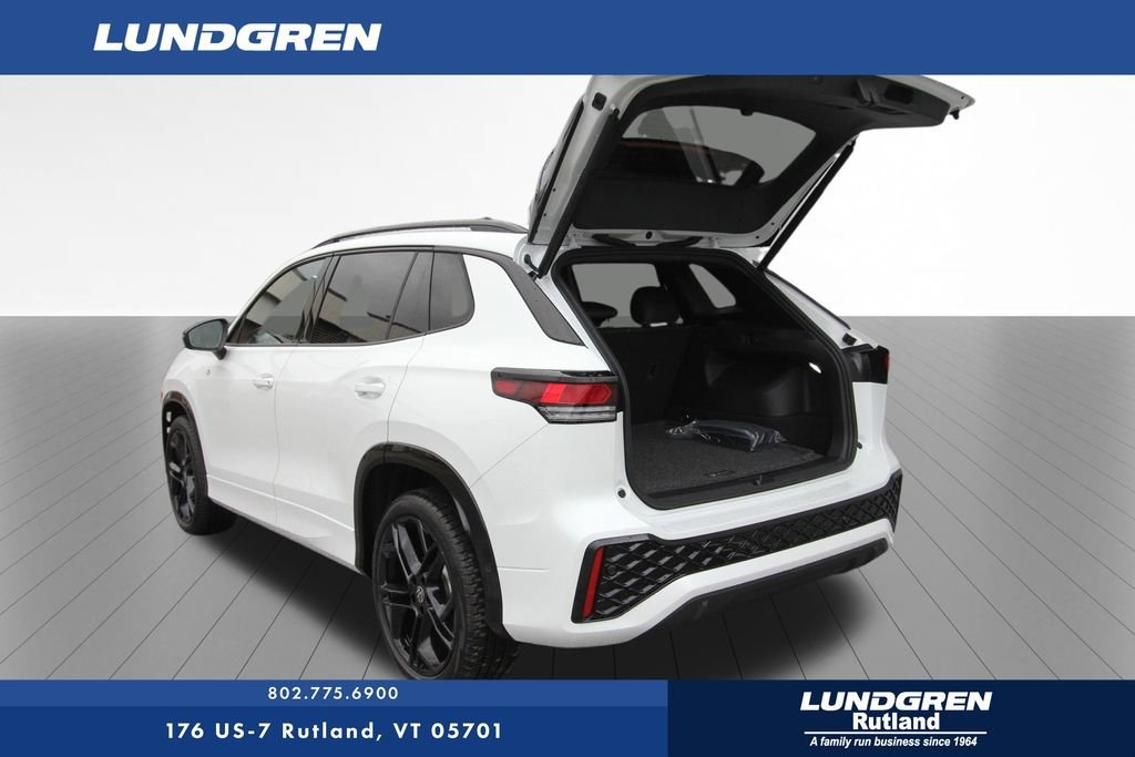 New 2026 Volkswagen Tiguan SE R-Line image 6