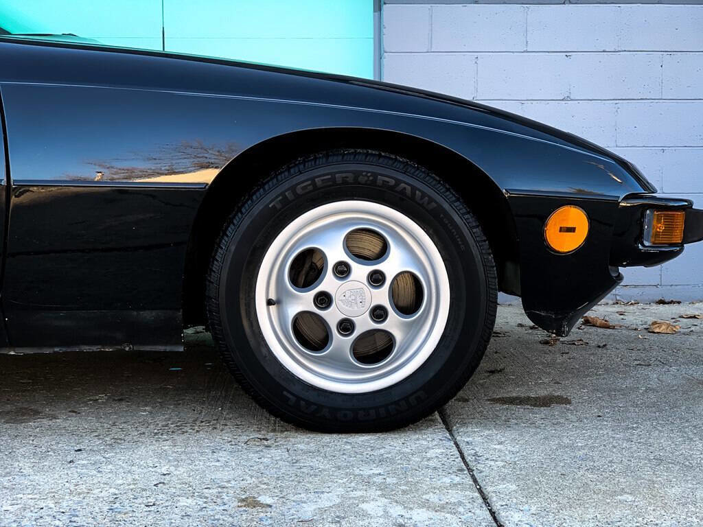 Used 1987 Porsche 924 S RWD image 13