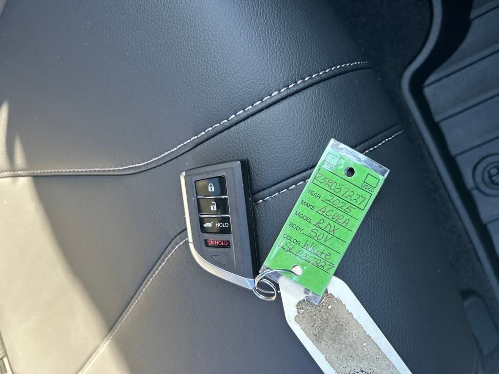 New 2025 Acura RDX SH-AWD image 26