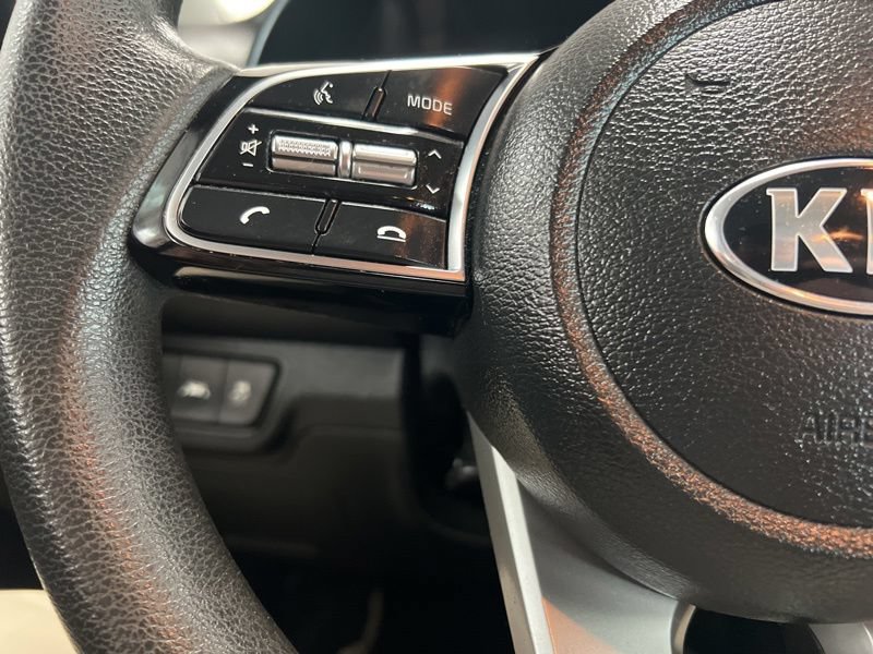 Used 2020 Kia Forte LXS FWD image 21