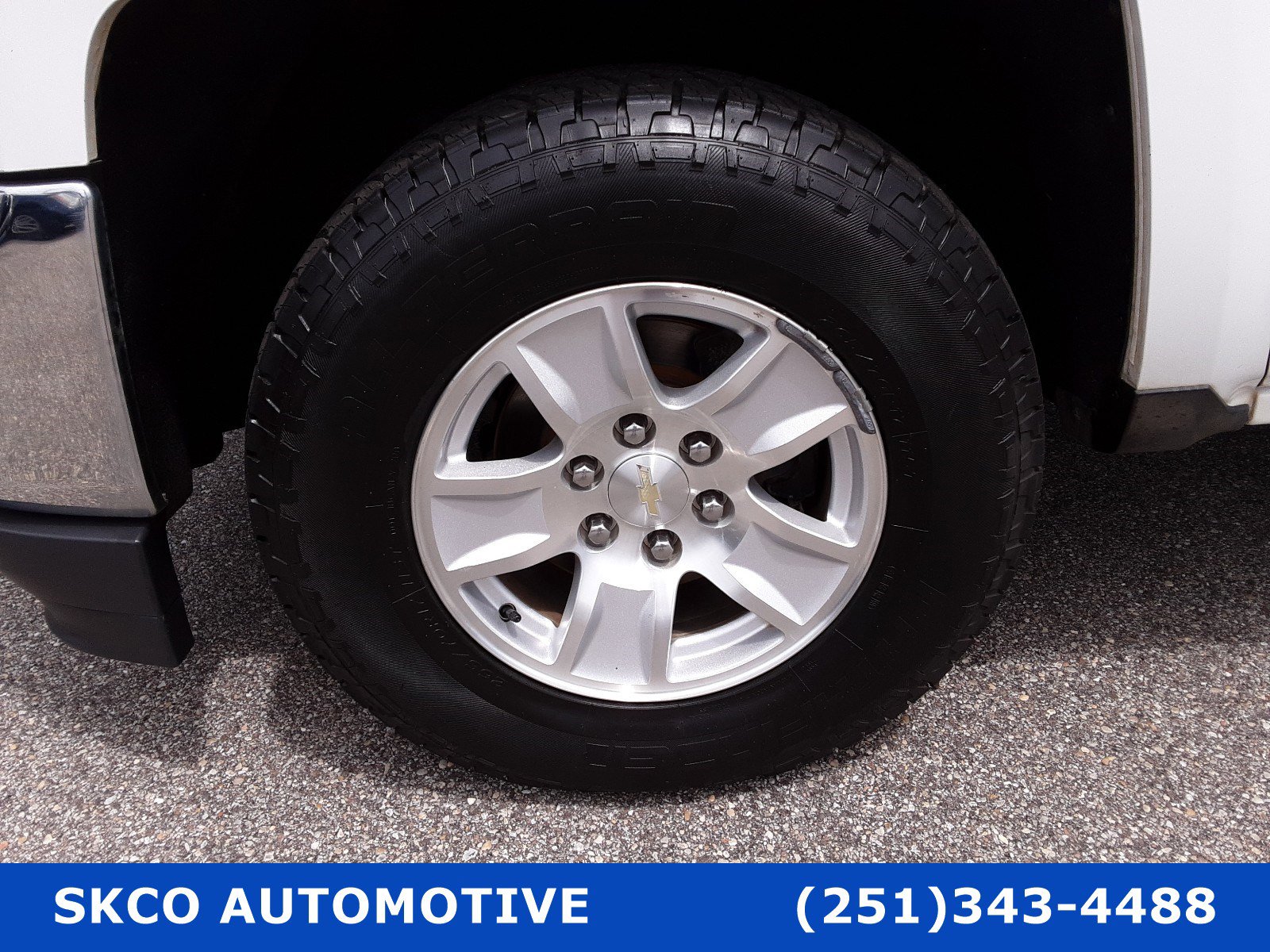 Used 2016 Chevrolet Silverado 1500 LT w/ Trailering Package image 9