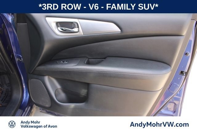 Used 2020 Nissan Pathfinder SL FWD image 21