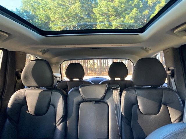 Used 2021 Volvo XC90 T6 Momentum w/ Climate Package image 34