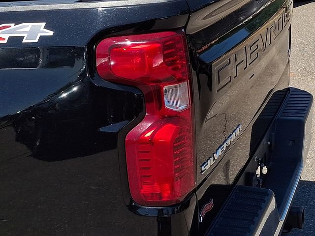Used 2019 Chevrolet Silverado 1500 LT w/ All-Star Edition AWD/4WD image 30