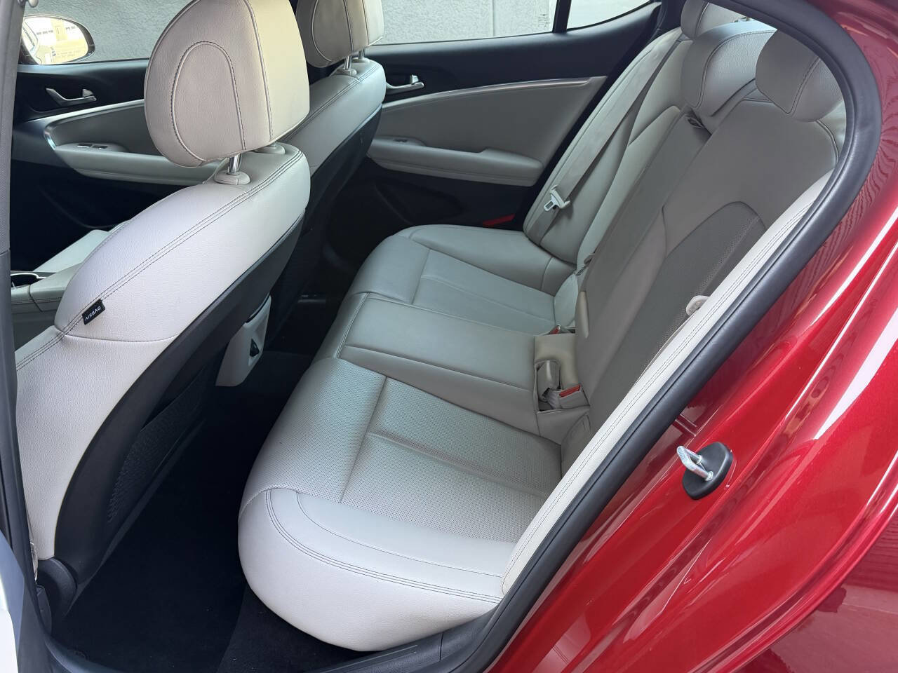 Used 2023 Genesis G70 2.0T AWD/4WD image 18