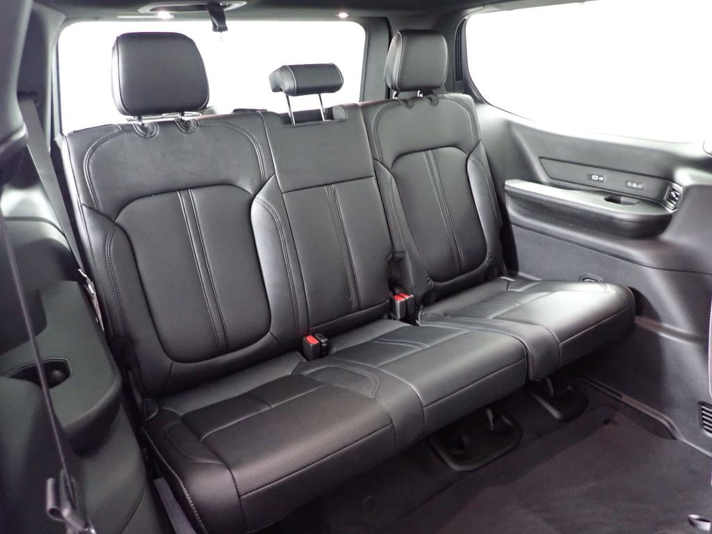 New 2026 Jeep Grand Wagoneer Limited AWD/4WD image 42