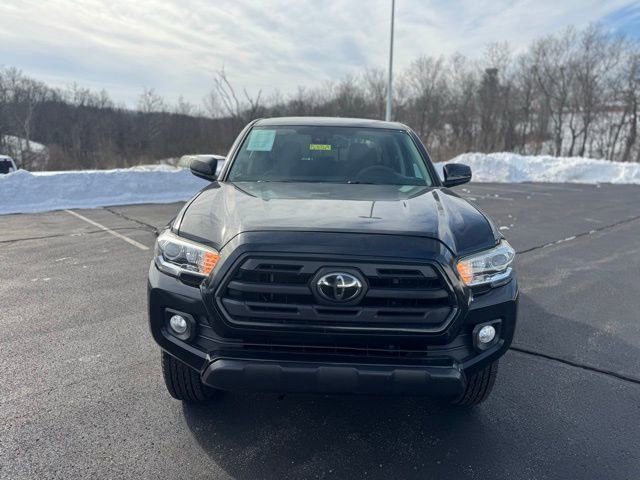Used 2018 Toyota Tacoma SR5 image 8