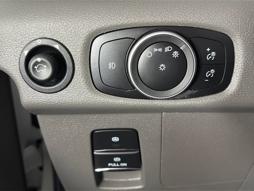 Certified 2023 Ford Transit 250 Low Roof RWD image 20