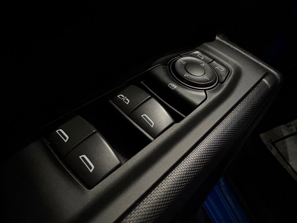 Used 2025 Chevrolet Silverado 1500 Custom w/ Turbomax Blackout Package image 20
