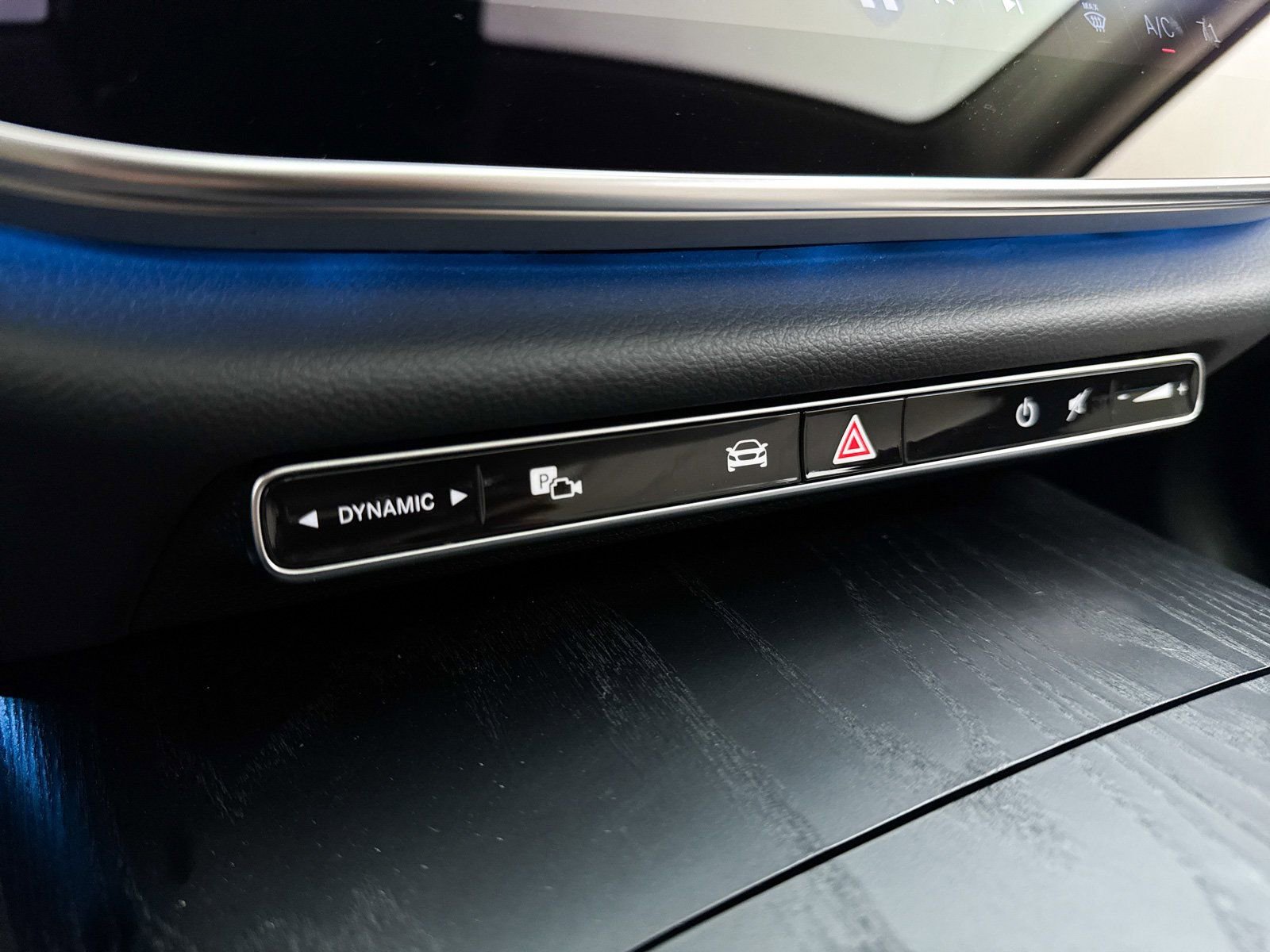 Used 2024 Mercedes-Benz E 350 4MATIC Sedan image 10