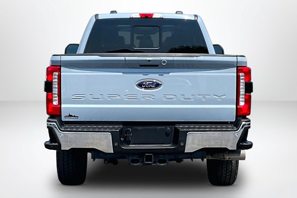 Used 2024 Ford F250 Lariat AWD/4WD image 7