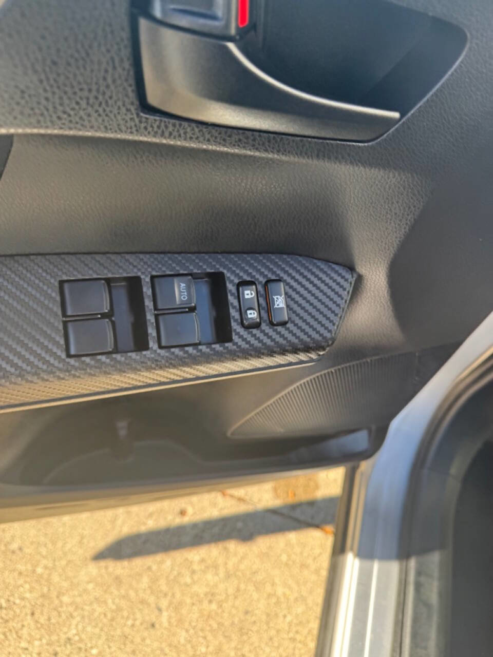 Used 2014 Toyota RAV4 LE image 19