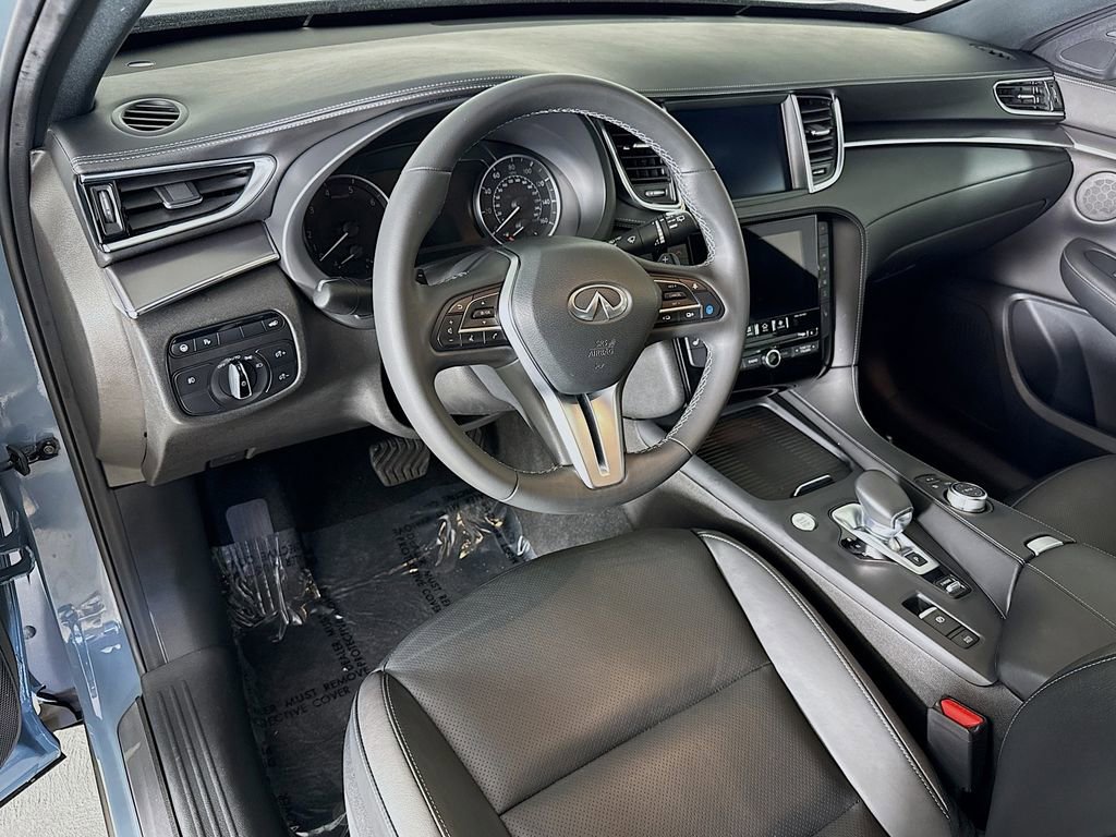 Used 2023 INFINITI QX55 Luxe w/ Cargo Package AWD/4WD image 9