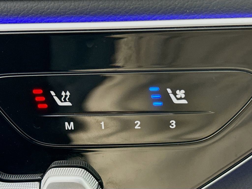 Used 2024 Mercedes-Benz GLC 300 4MATIC w/ AMG Line image 20