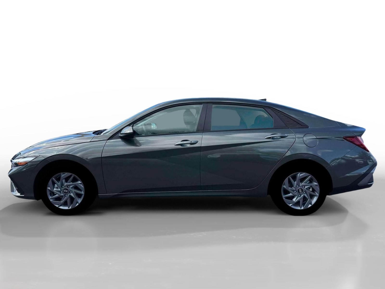 New 2026 Hyundai Elantra Hybrid FWD image 3