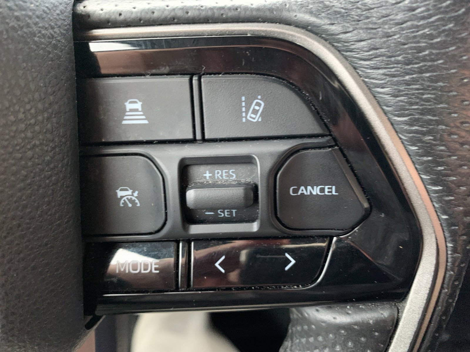 Used 2023 Toyota Tundra Limited image 33