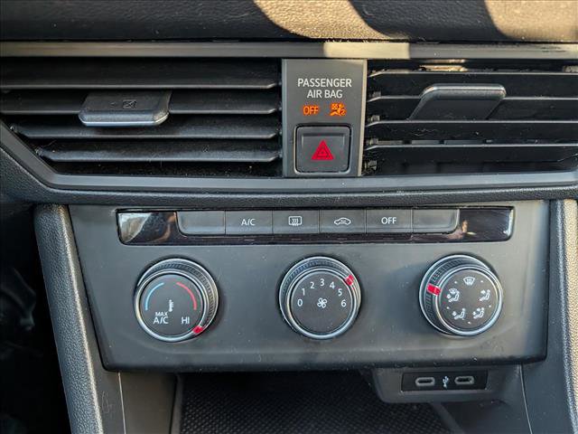 Certified 2023 Volkswagen Jetta Sport image 30