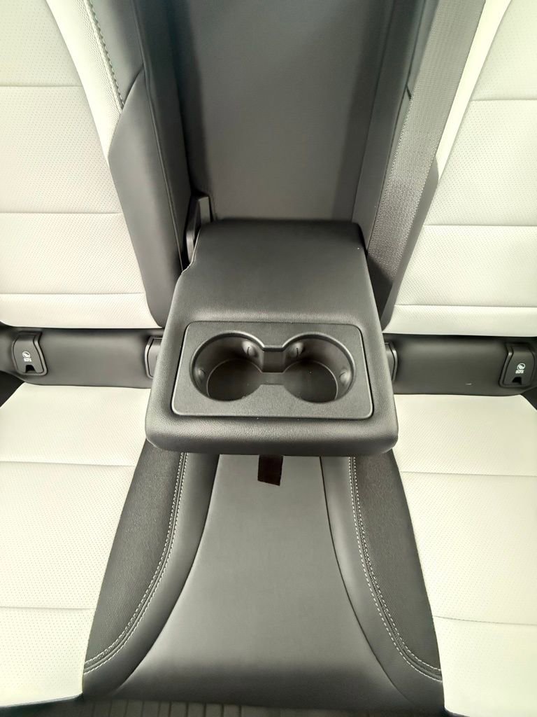 New 2026 Chevrolet Equinox EV LT FWD image 26