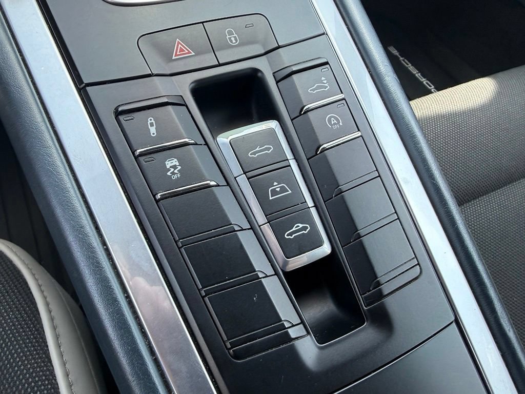 Used 2019 Porsche 911 Carrera RWD image 34