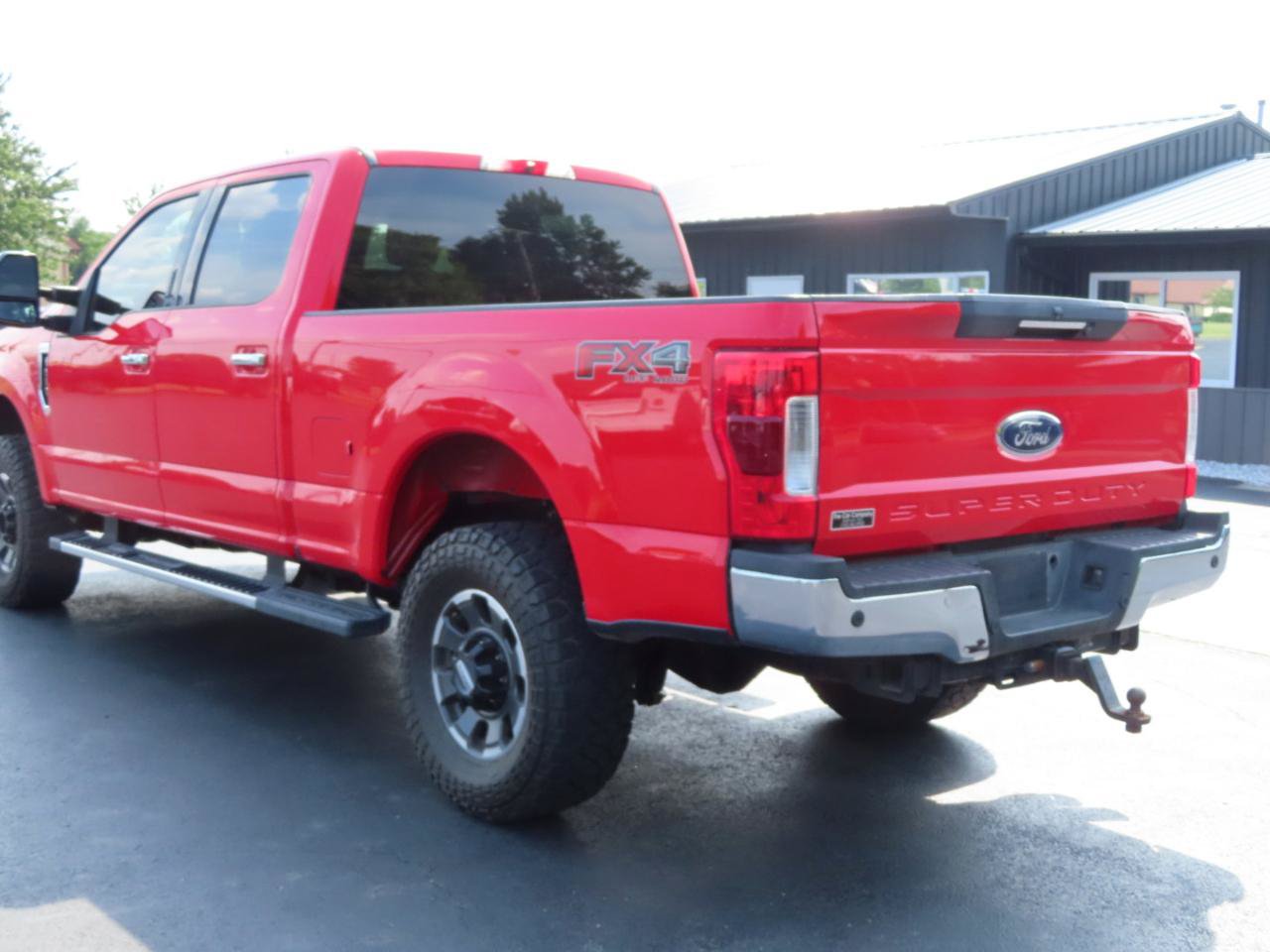 Used 2019 Ford F250 Lariat w/ Lariat Ultimate Package AWD/4WD image 16
