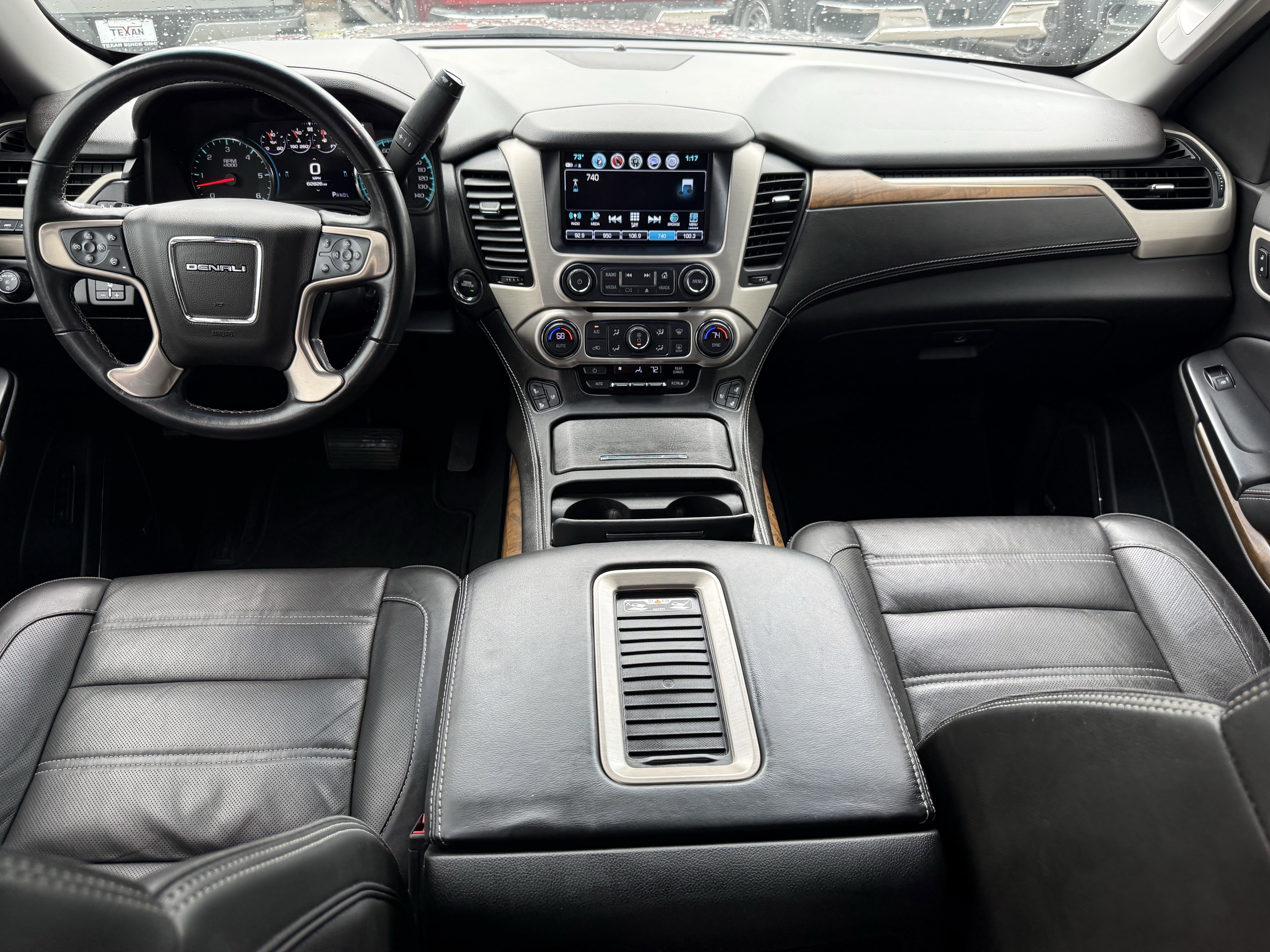 Used 2019 GMC Yukon Denali w/ Denali Ultimate Package image 12