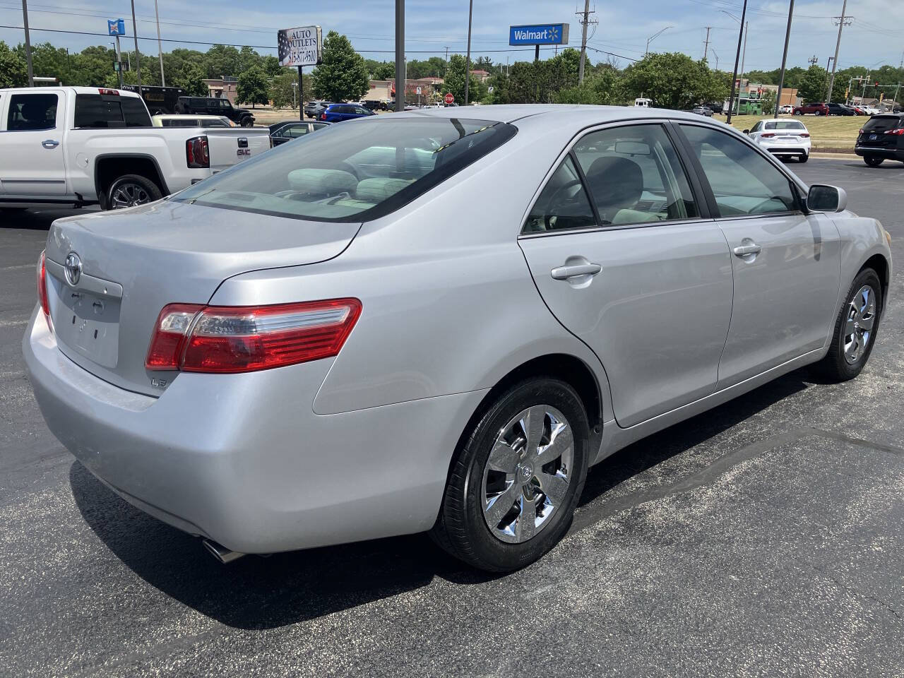 Used 2008 Toyota Camry LE FWD image 3