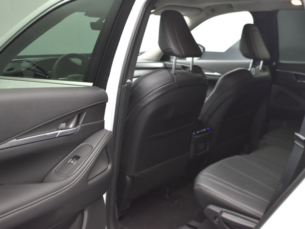 Certified 2026 INFINITI QX60 Pure w/ Cargo Package image 14