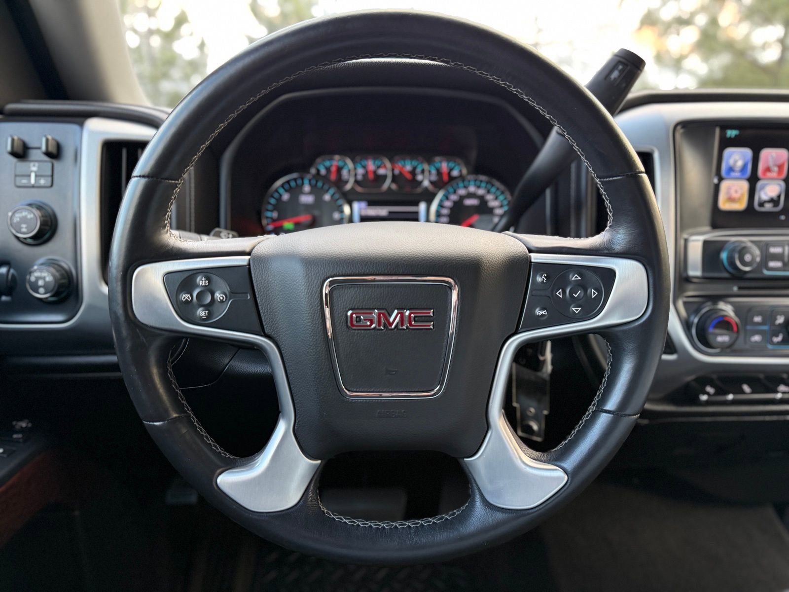 Used 2017 GMC Sierra 1500 SLE w/ SLE Value Package AWD/4WD image 24
