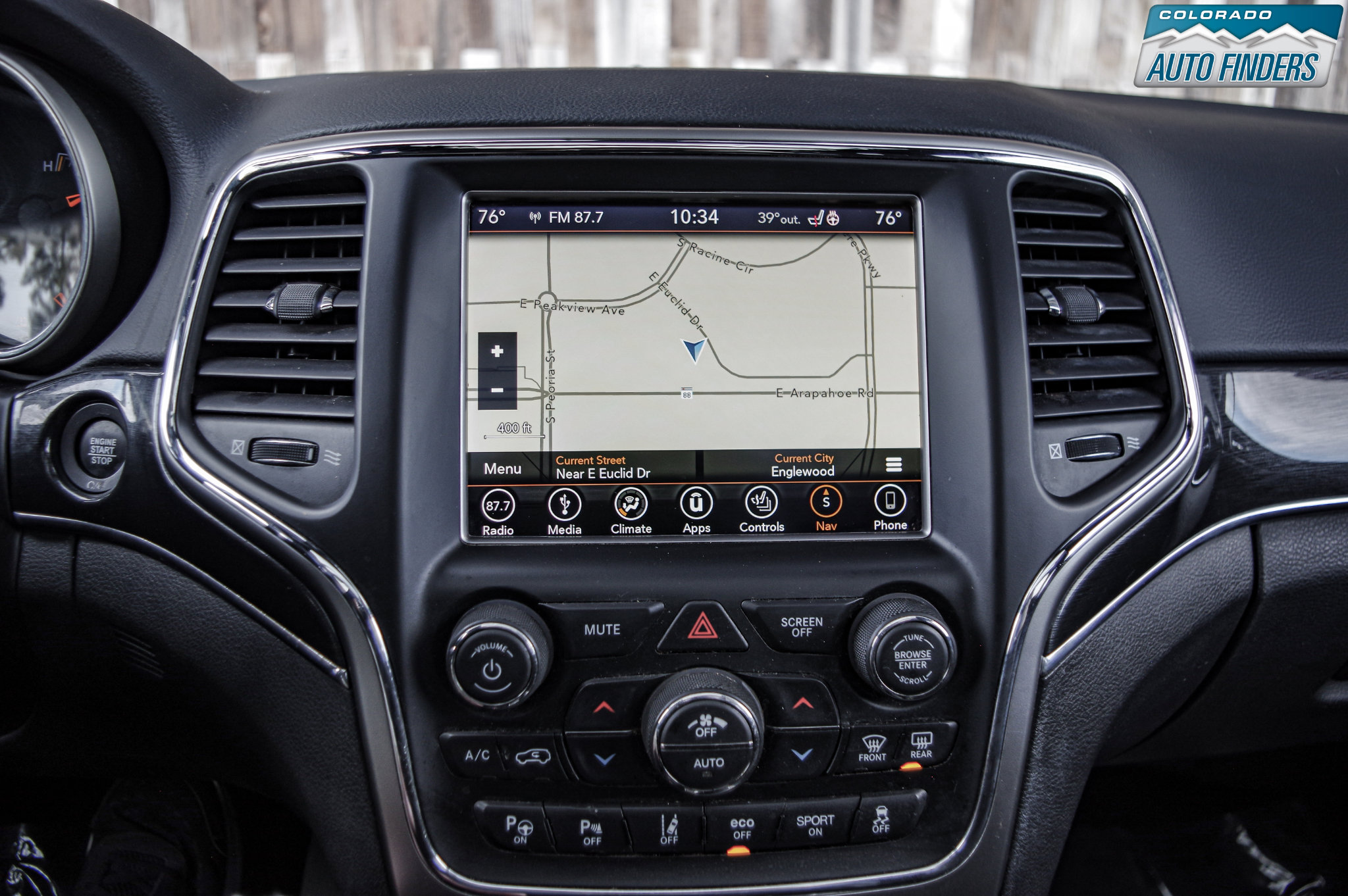 Used 2018 Jeep Grand Cherokee Trailhawk w/ Trailhawk Luxury Group image 21