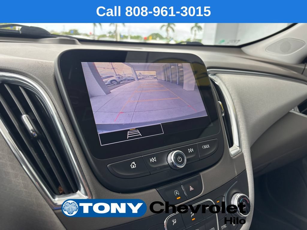Used 2021 Chevrolet Malibu LT FWD image 16