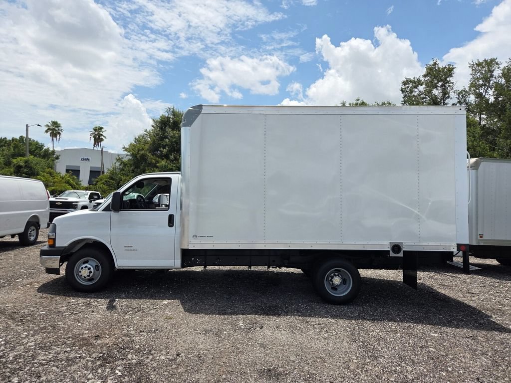 New 2026 Chevrolet Express 4500 w/ Power Convenience Package RWD image 5