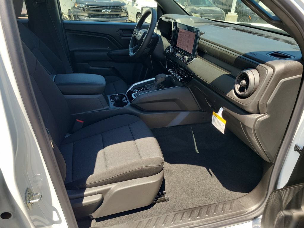 New 2026 Chevrolet Colorado W/T RWD image 13