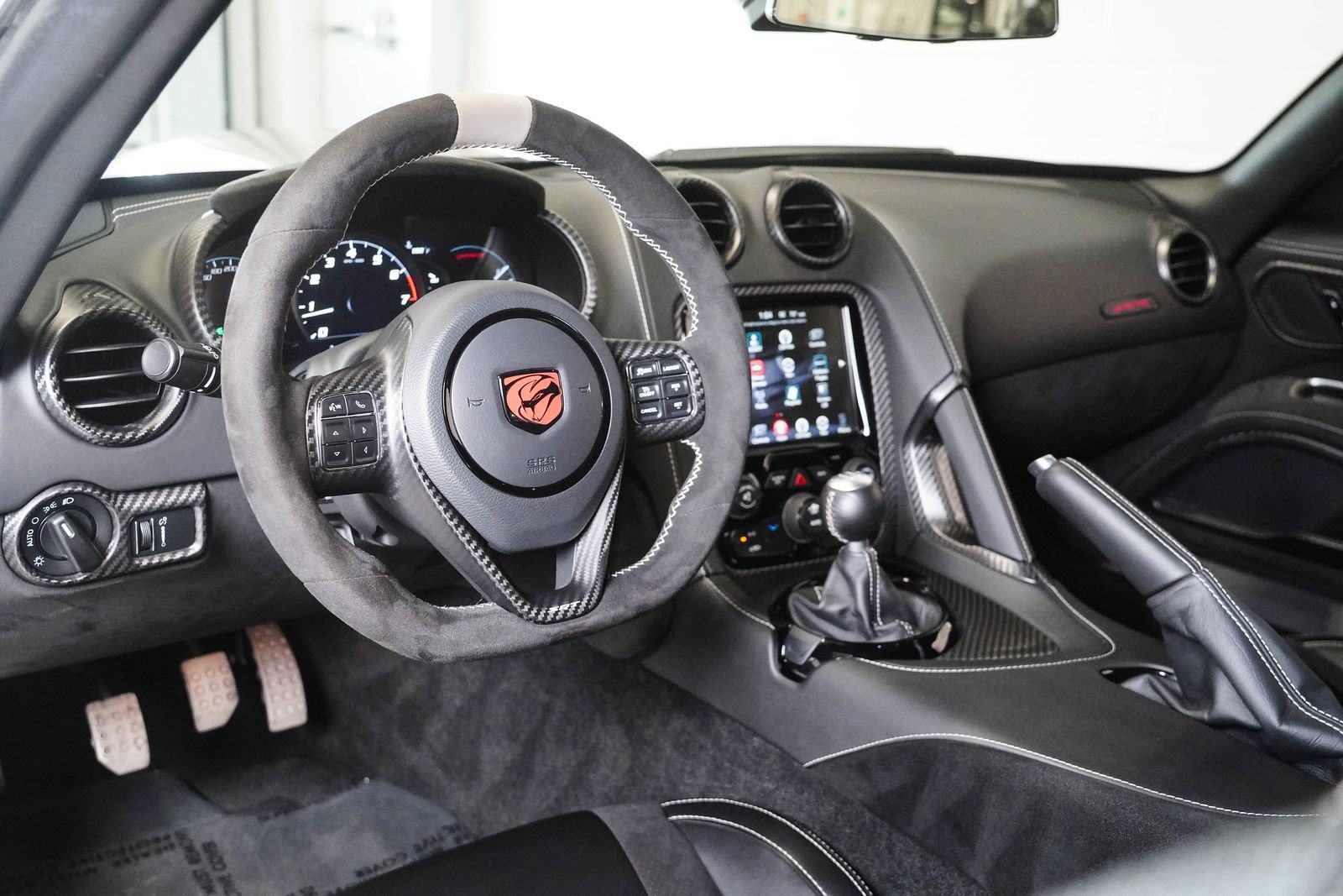 Used 2016 Dodge Viper ACR w/ Extreme Aero Package RWD image 17