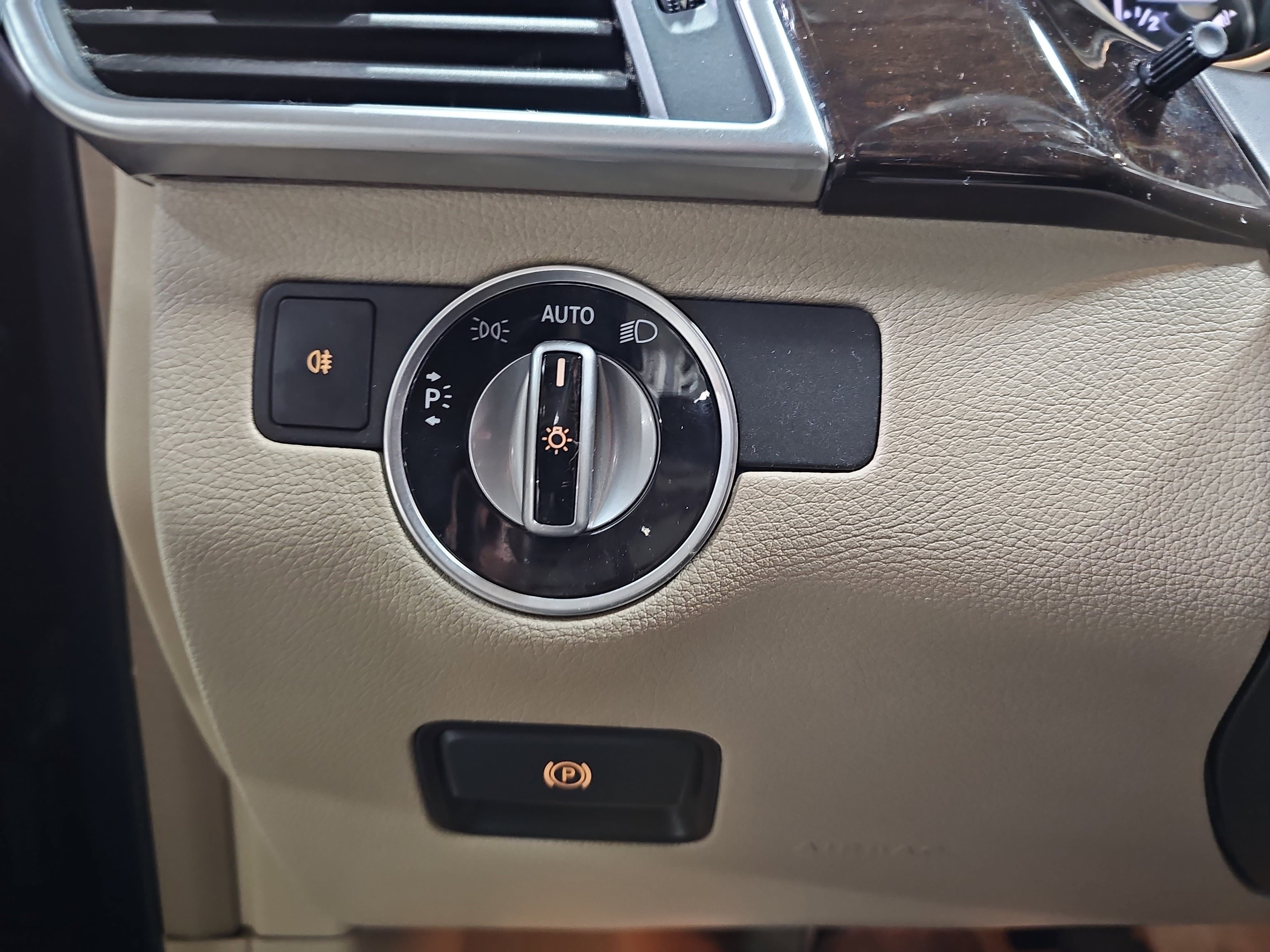 Used 2014 Mercedes-Benz ML 350 2WD image 27