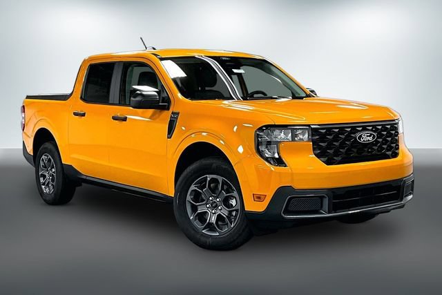 New 2026 Ford Maverick XLT w/ Equipment Group 301A
