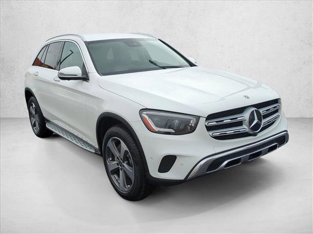 Used 2022 Mercedes-Benz GLC 300 4MATIC w/ Multimedia Package Lite image 3