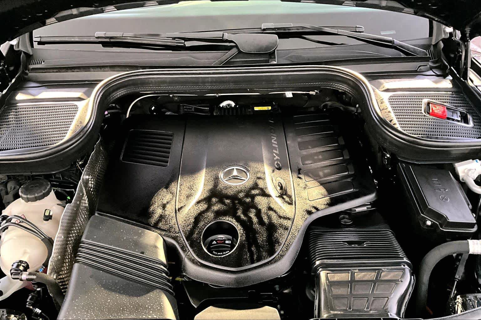 Certified 2026 Mercedes-Benz GLS 450 4MATIC image 30