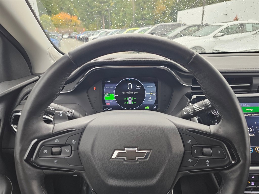 Used 2022 Chevrolet Bolt EUV LT w/ Convenience Package image 25